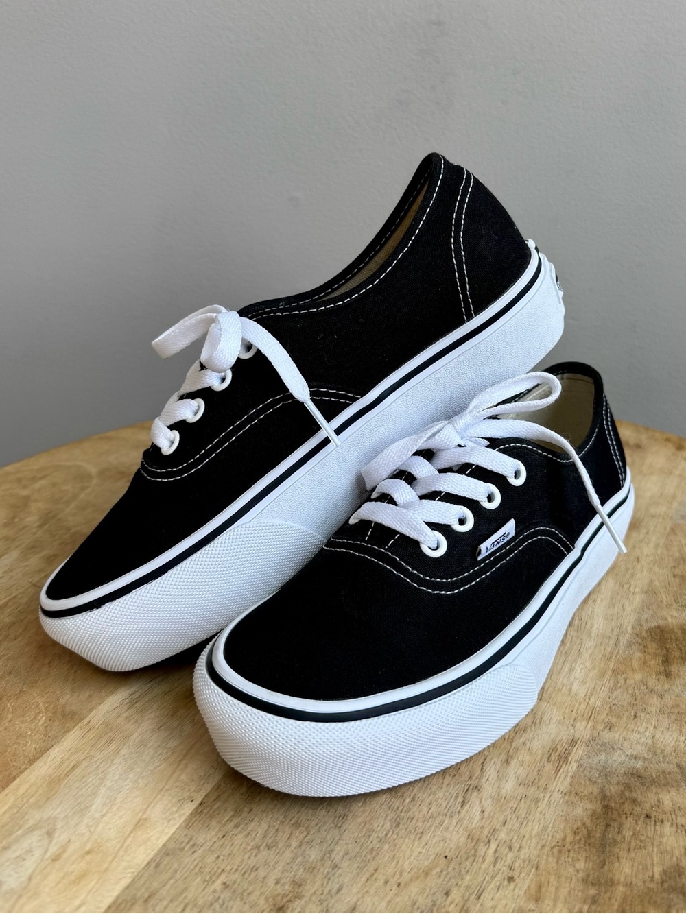 Vans Authentic Stackform Platform Black White Classic Shoe Sneaker Womens US 6.5